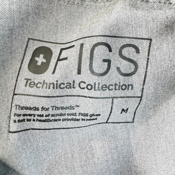 Figs Women's Kade Cargo Scrub Pant Size M Style T21004 Medical Graphite Gray - Picture 2 of 8